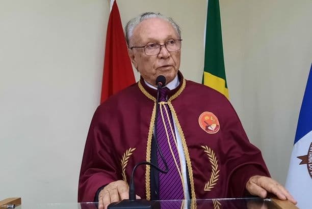 Morre, aos 87 anos, em Maceió, o escritor Santanense Djalma de Melo Carvalho