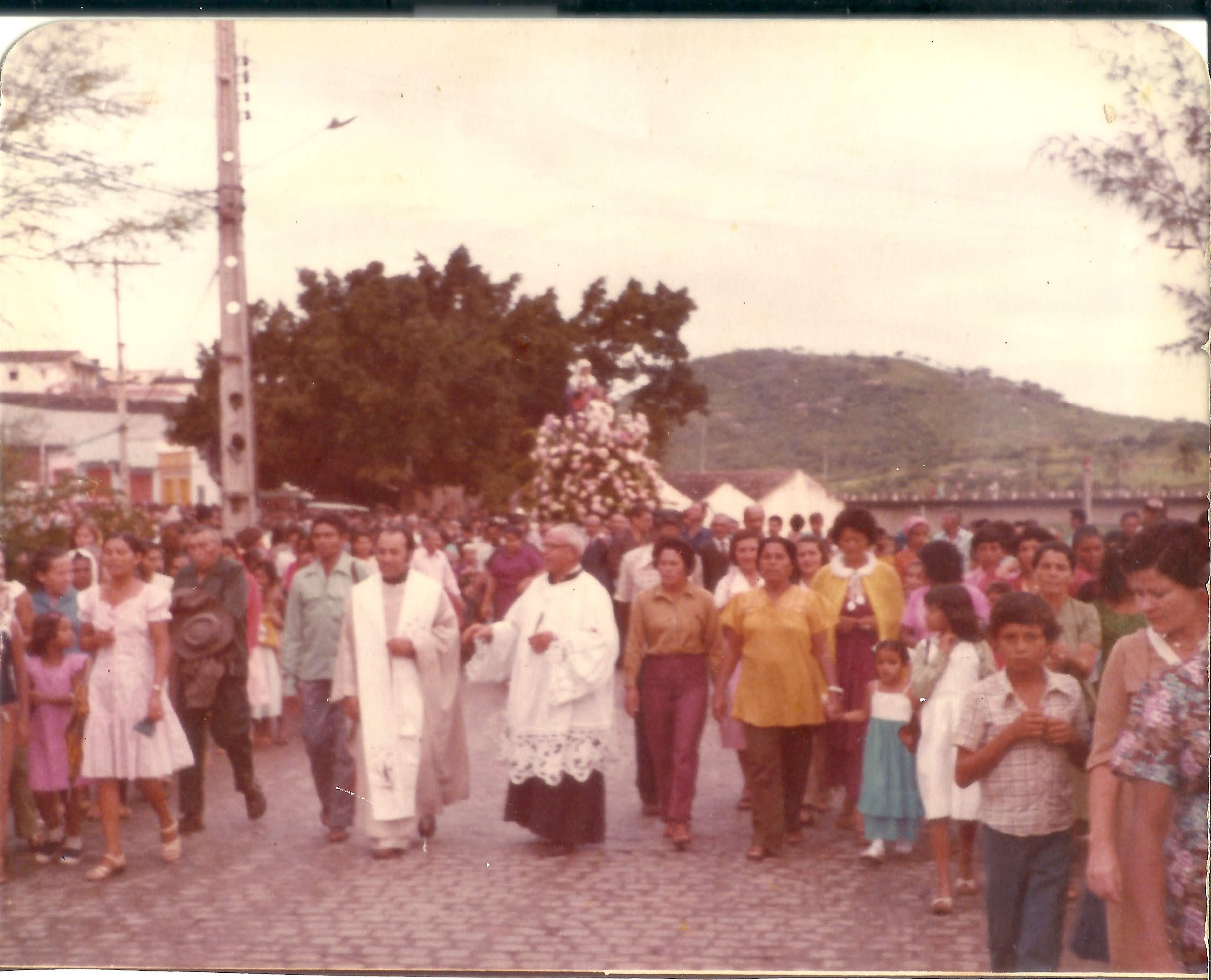 Procissão de Senhora Santana nos anos 1979