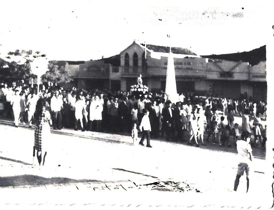 Procissão de São Pedro na década de 1960. Foto de José Elgídio da Silva