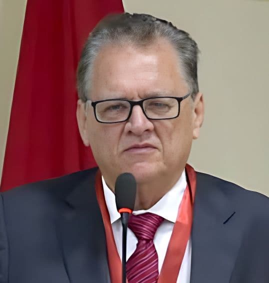 Isnaldo Bulhões Barros