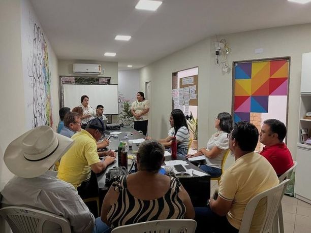 Prefeitura de Santana do Ipanema realiza reunião com produtores rurais da Serra do Gugi sobre a cadeira produtiva da Jabuticaba
