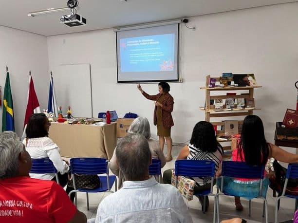 Representantes de Santana participam do Encontro Regional de Bibliotecas Públicas e Museus no Sertão